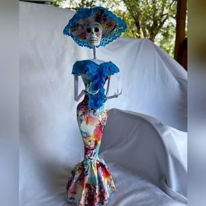 Catrinas many colors available